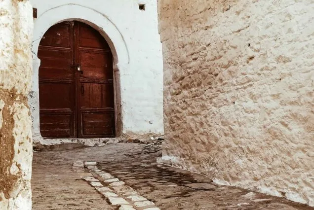 Mangalem Square, Wood Door 2 - Berat