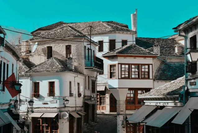 Gjirokaster Express – Walking Tour